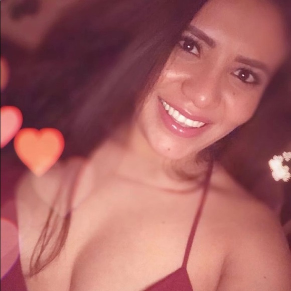 SENSUAL STARES CRISS-CROSS DRESS - Picture 3 of 7